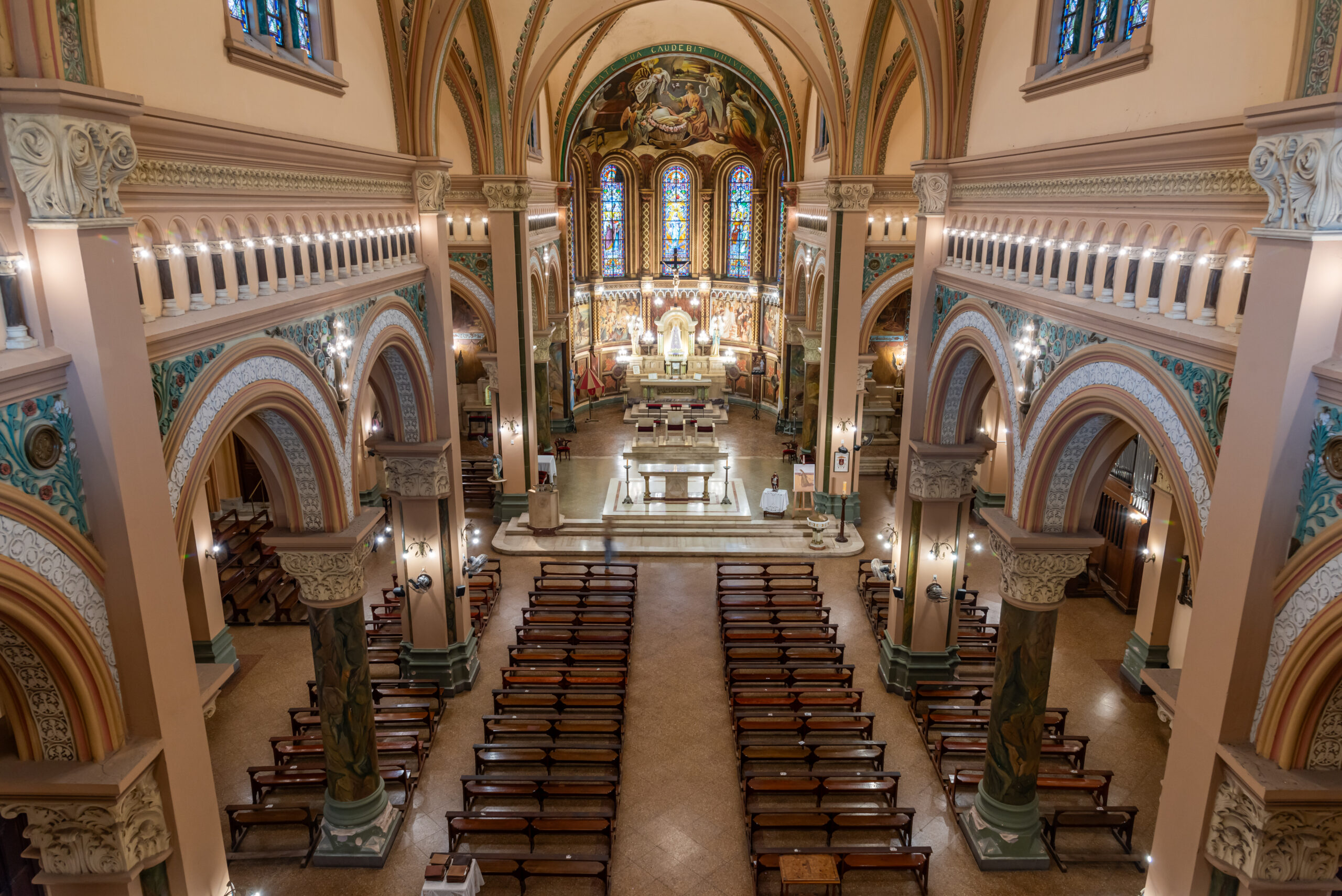 BASILICA INTERIOR